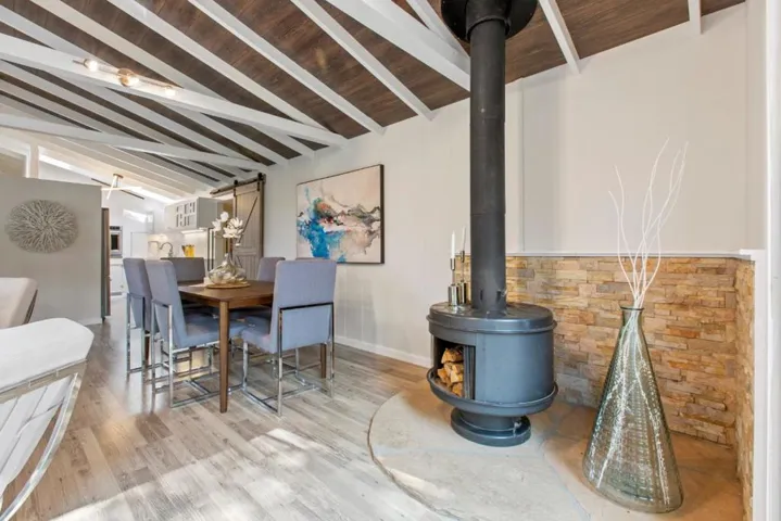 76 Old Spanish Trail, Portola Valley, California 94028