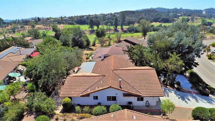 10715 Meadow Glen Way E, Escondido, California 92026
