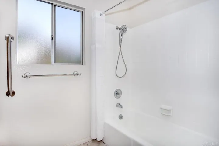 10715 Meadow Glen Way E, Escondido, California 92026