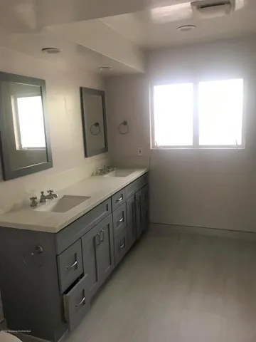 MSTR BA