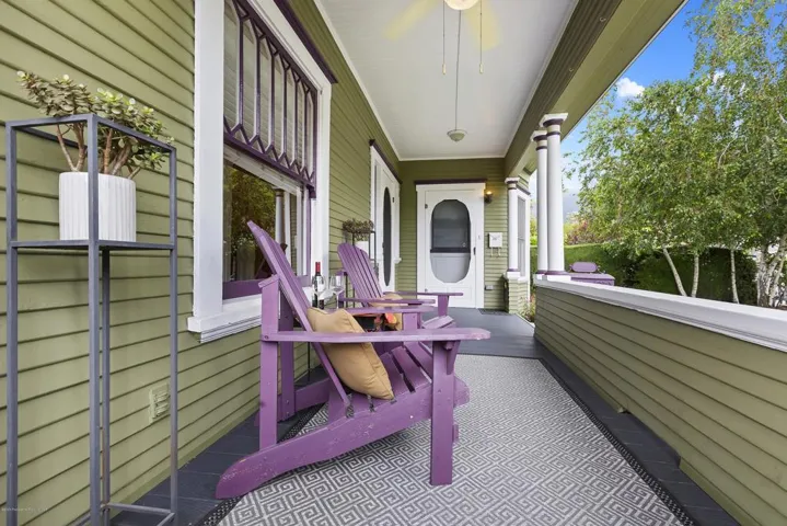 006_Front Porch