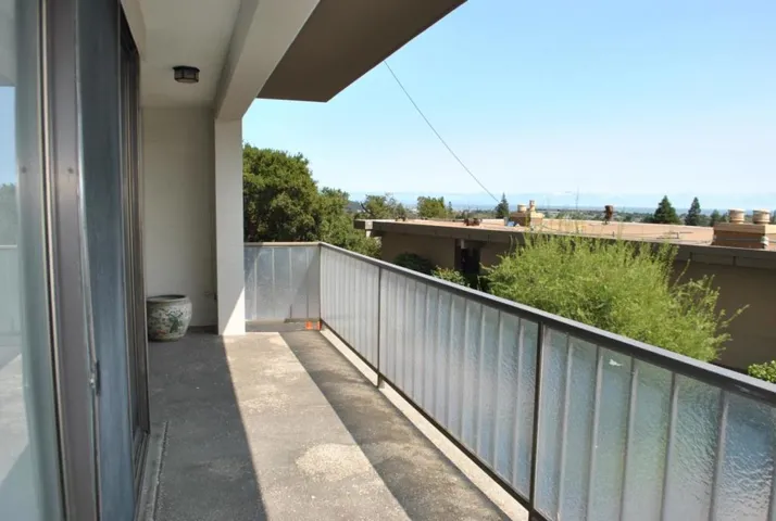 50 Mounds Road 108, San Mateo, California 94402