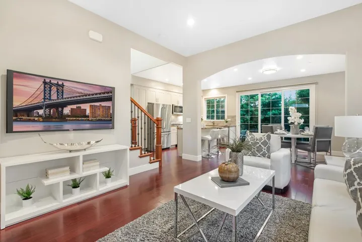 1088 Ed Roth Terrace, Sunnyvale, California 94086