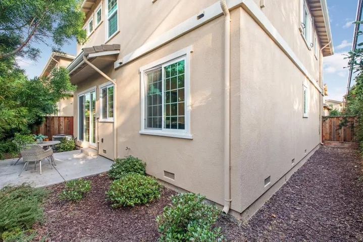 1088 Ed Roth Terrace, Sunnyvale, California 94086