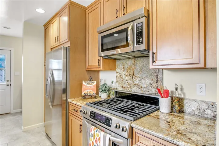 Modern Stainless Appliances are included!!