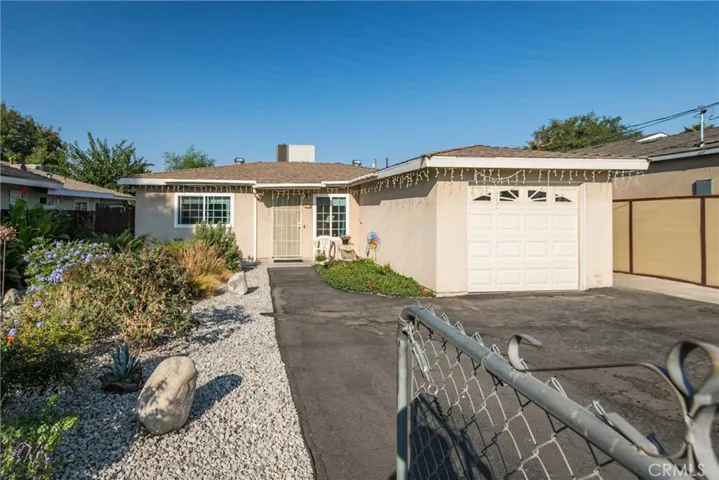 Large Front Driveway. Romm for 3 vehicles.
