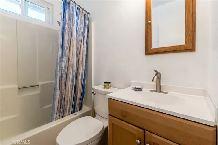 Full Bathroom. : )