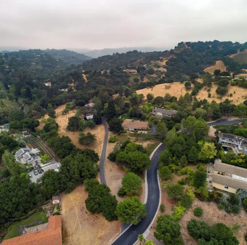 21020 Comer Drive, Saratoga, California 95070