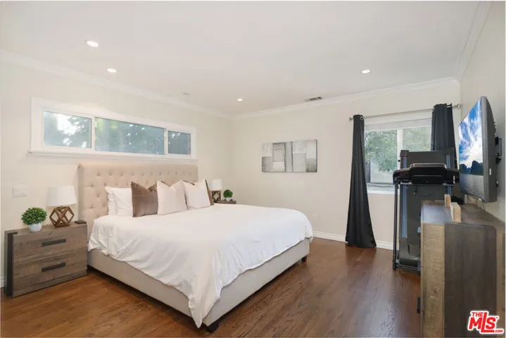 5659 Corbin Avenue, Tarzana, California 91356