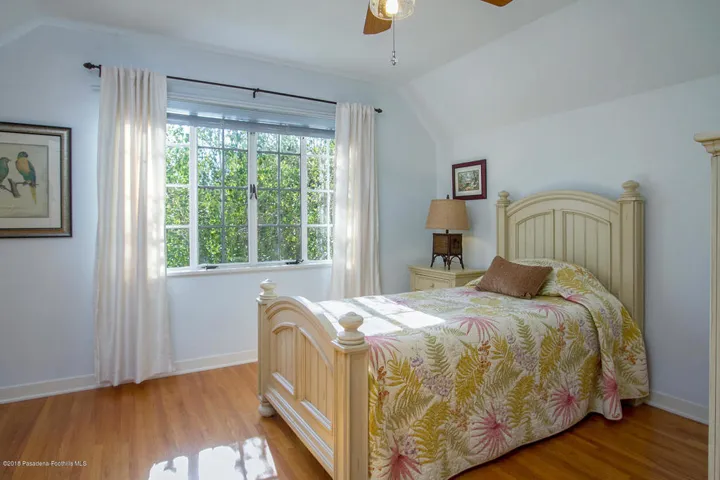 315 Longden Dr 024-mls