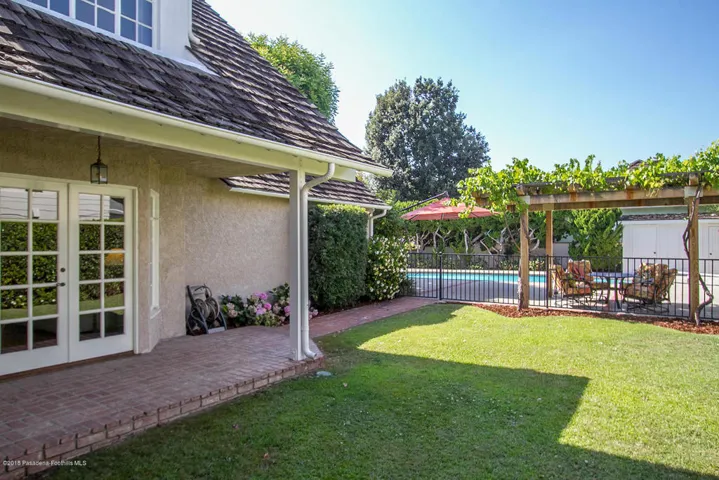 315 Longden Dr 027-mls