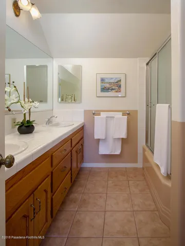 315 Longden Dr 025-mls