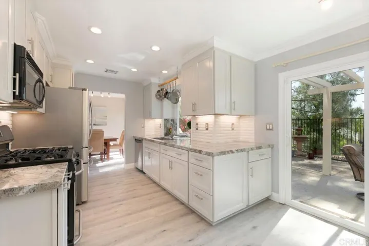 3465 Camino Valencia, Carlsbad, California 92009