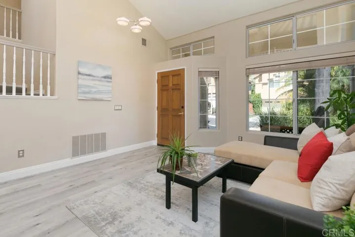 3465 Camino Valencia, Carlsbad, California 92009