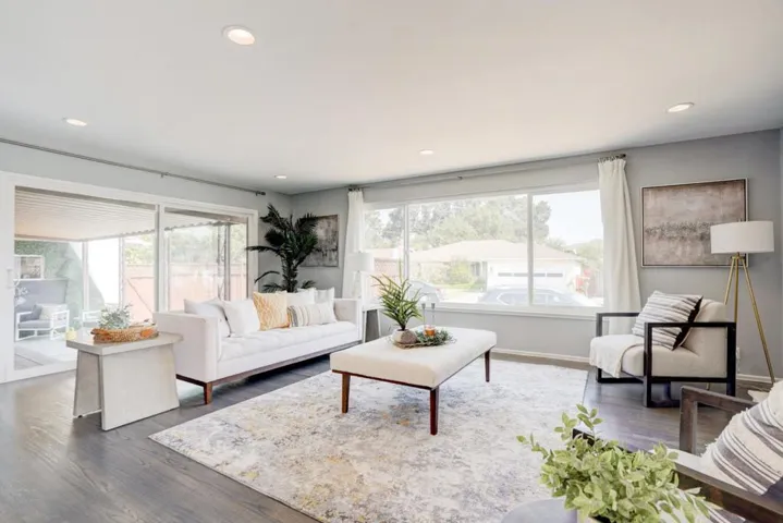 472 Gymkhana Road, San Mateo, California 94403