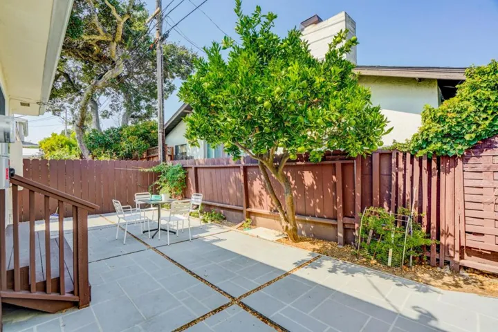 472 Gymkhana Road, San Mateo, California 94403