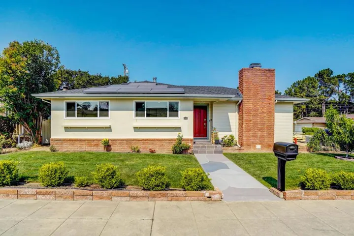 472 Gymkhana Road, San Mateo, California 94403