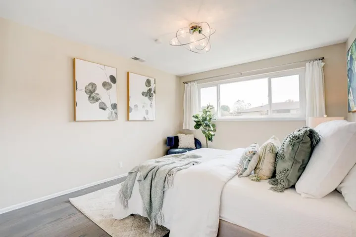472 Gymkhana Road, San Mateo, California 94403