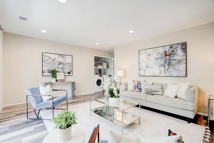 472 Gymkhana Road, San Mateo, California 94403
