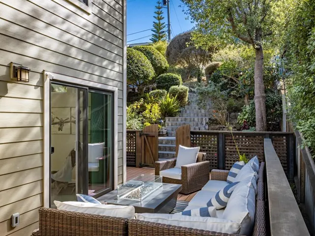 935 Irving Street, Montara, California 94037