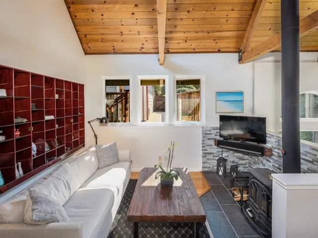 935 Irving Street, Montara, California 94037