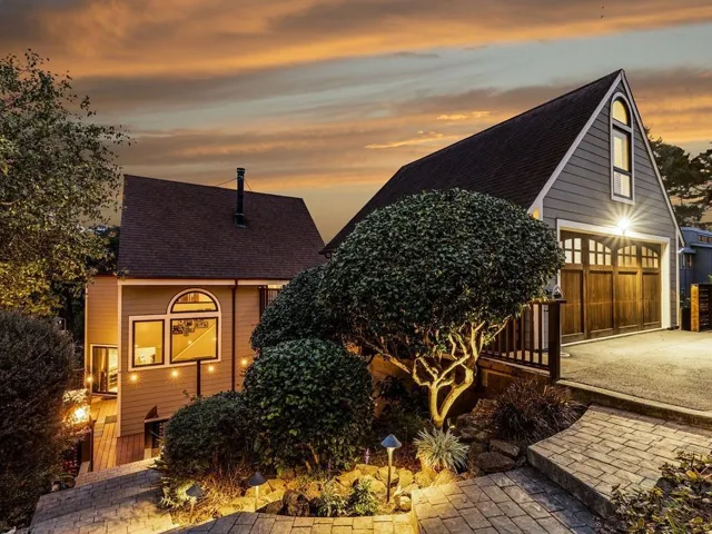 935 Irving Street, Montara, California 94037