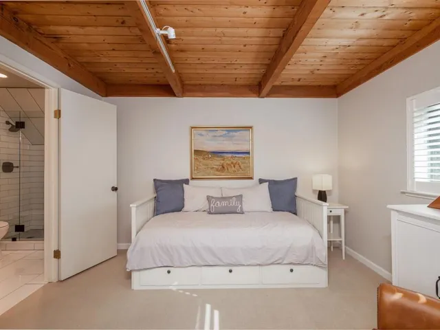 935 Irving Street, Montara, California 94037
