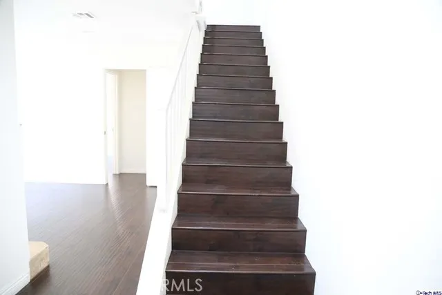 3455 Montrose Avenue A, La Crescenta, California 91214