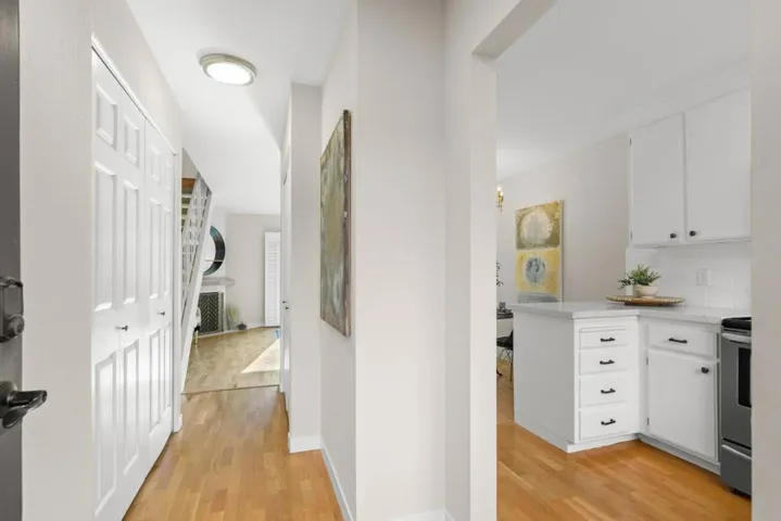 415 Oak Avenue, Redwood City, California 94061
