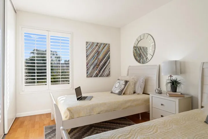 415 Oak Avenue, Redwood City, California 94061