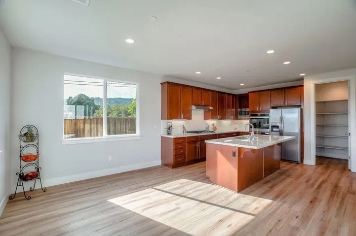 268 Cedar Court, San Juan Bautista, California 95045