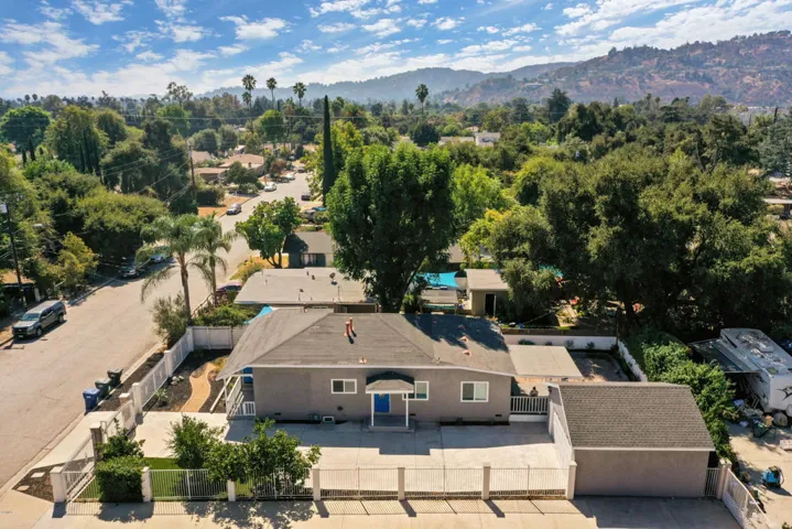 7000 sqft Lot