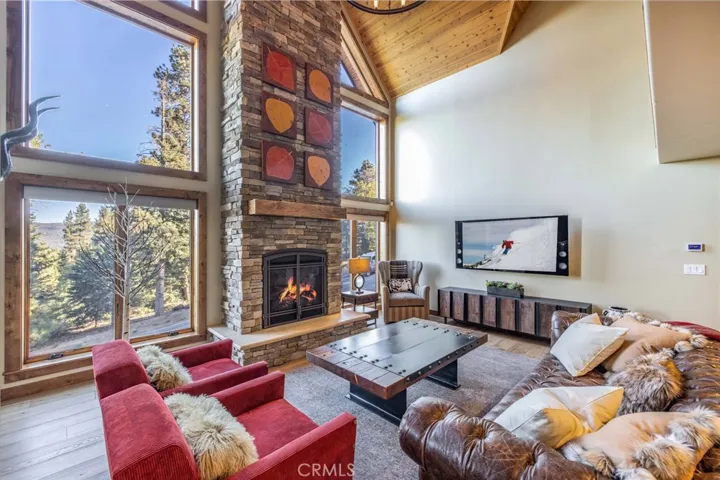 888 Great Spirits Way, Big Bear, California 92315