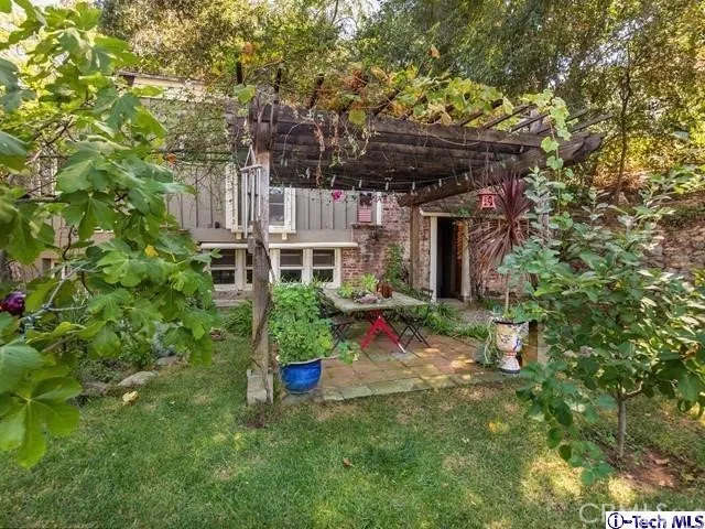 1846 Verdugo Vista Drive, Glendale, California 91208