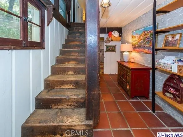 1846 Verdugo Vista Drive, Glendale, California 91208