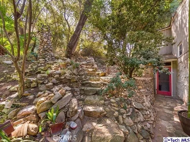 1846 Verdugo Vista Drive, Glendale, California 91208