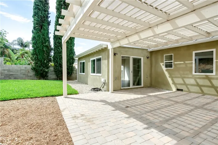 8366 Glencrest Drive, Sun Valley, California 91352