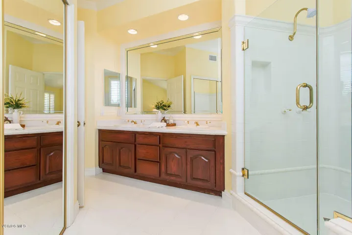 2014 Brookfield Drive - HsHProd-31