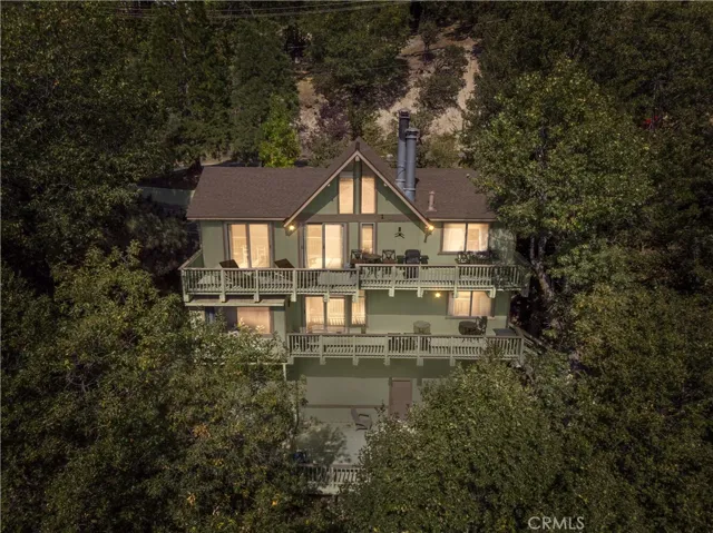 1093 Nadelhorn Drive, Lake Arrowhead, California 92352