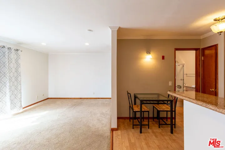 20234 Cantara Street 222, Winnetka, California 91306