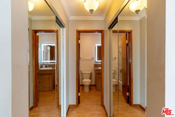 20234 Cantara Street 222, Winnetka, California 91306