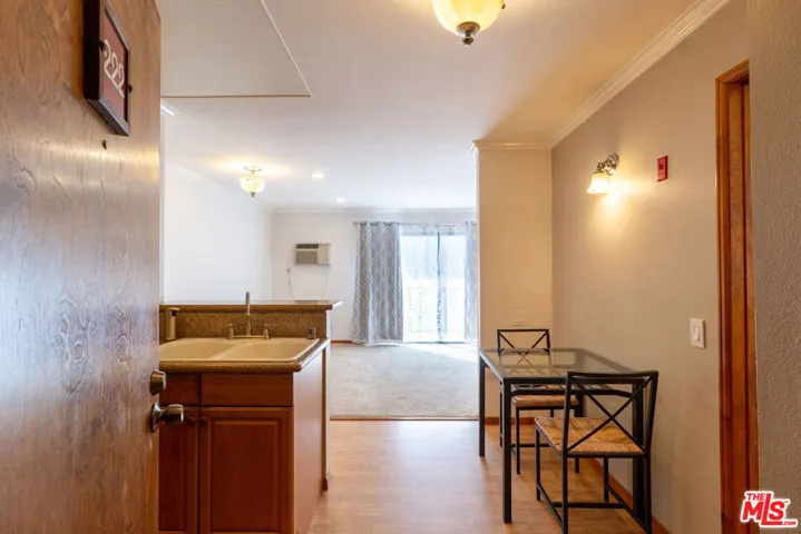20234 Cantara Street 222, Winnetka, California 91306