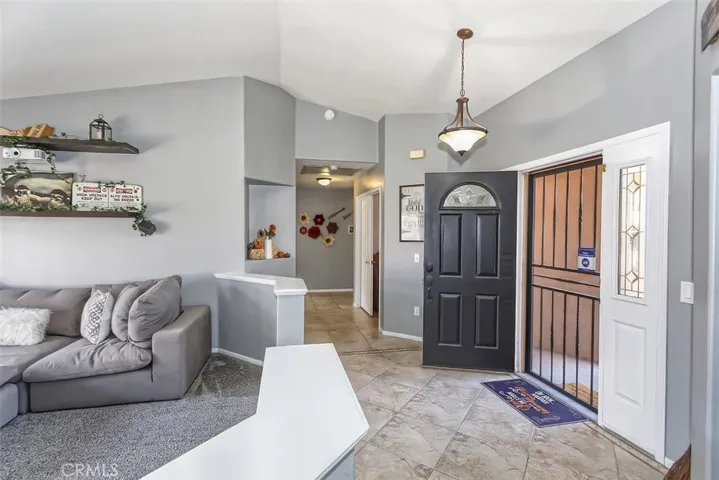 20456 Skyline Ranch Circle, Apple Valley, California 92308