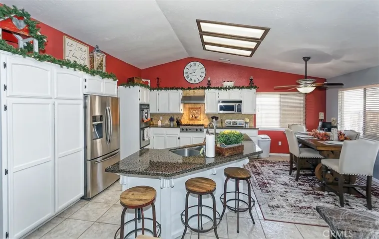 20456 Skyline Ranch Circle, Apple Valley, California 92308