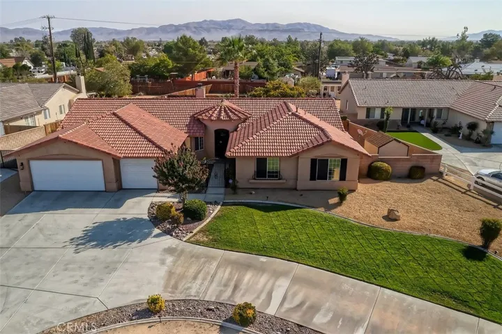 20456 Skyline Ranch Circle, Apple Valley, California 92308