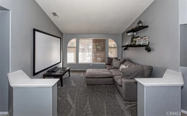 20456 Skyline Ranch Circle, Apple Valley, California 92308