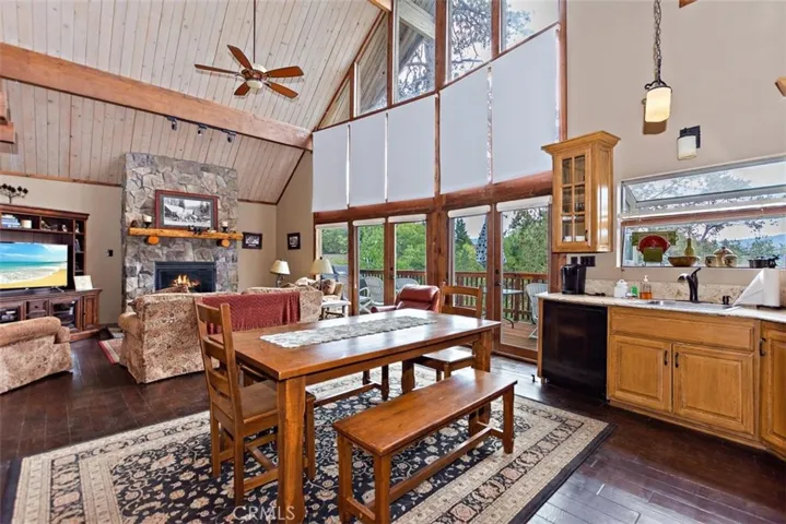 27743 N Bay Road, Lake Arrowhead, California 92352