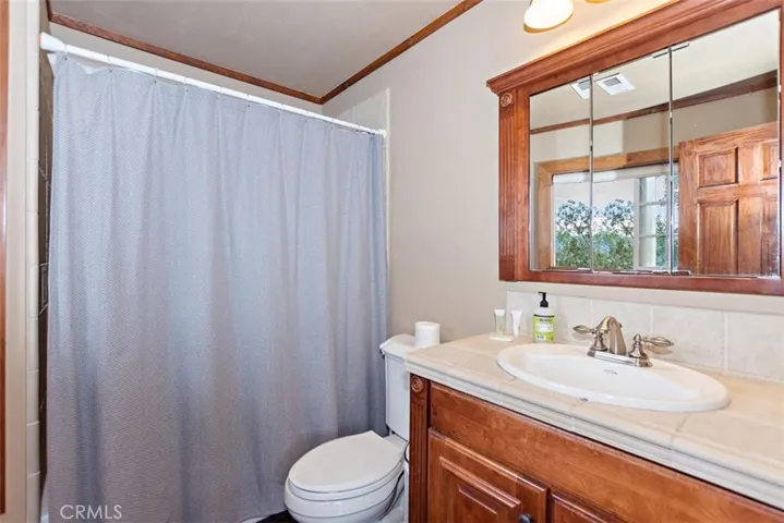 27743 N Bay Road, Lake Arrowhead, California 92352