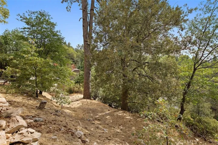 27743 N Bay Road, Lake Arrowhead, California 92352