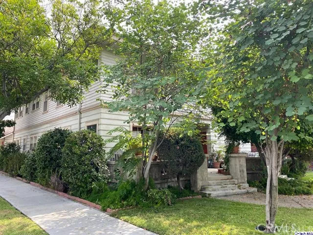 244 N Kenwood Street, Glendale, California 91206